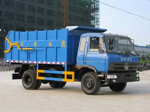 東風145對接式<a href=http://www.k5ic.cn/ljc target=_blank class=infotextkey>垃圾車</a>出廠圖片